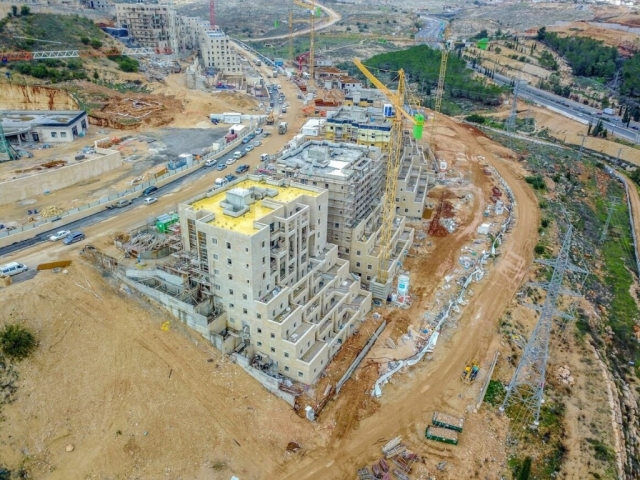 Acquisition Group in Jerusalem | Green Ramot – Construction works
