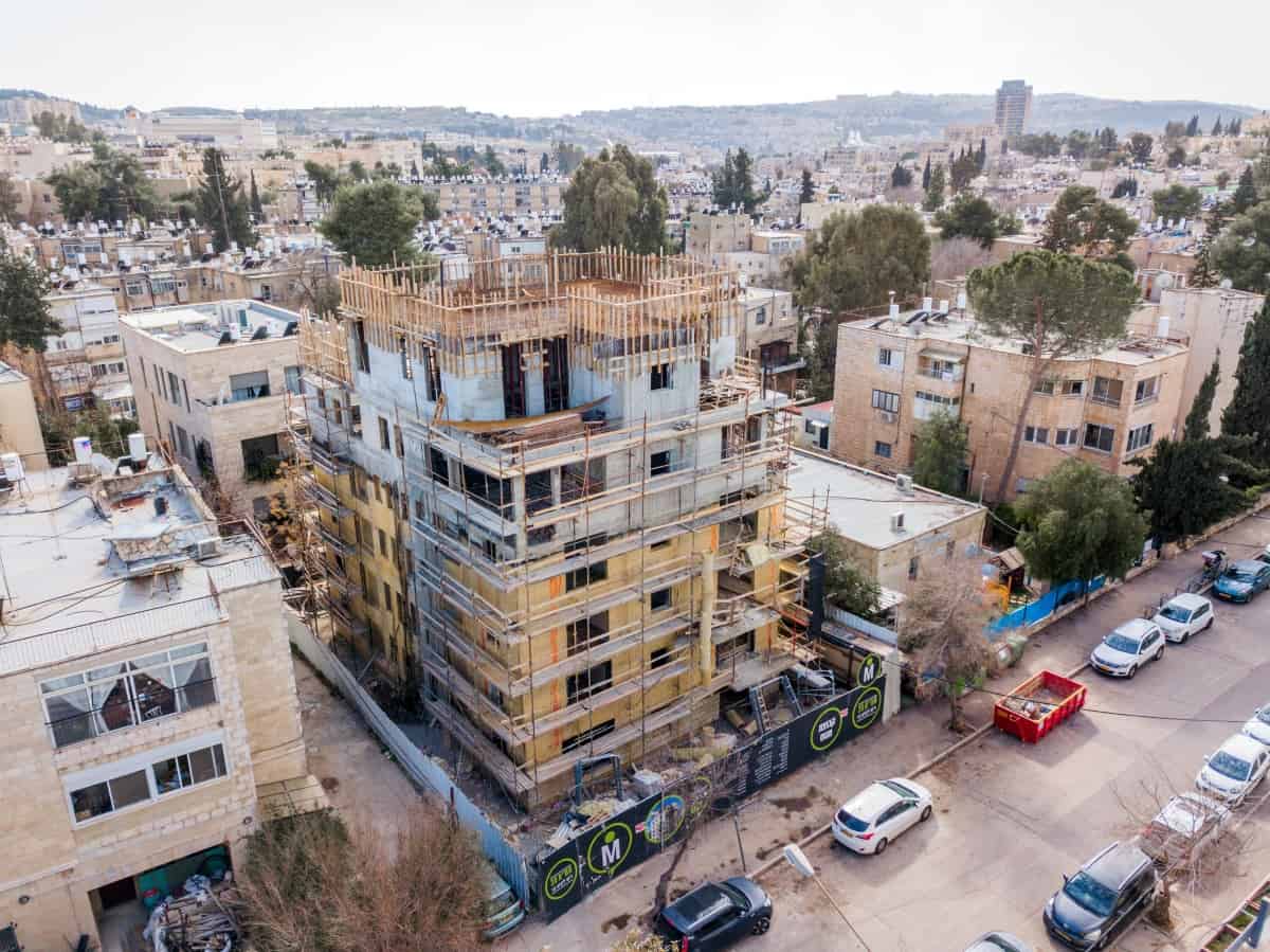 Rish Lakish 10 -  Construction works TAMA 38 - project in Jerusalem